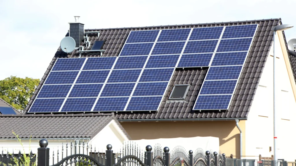 Salznebel & Küste: Welche PV-Module sind geeignet?